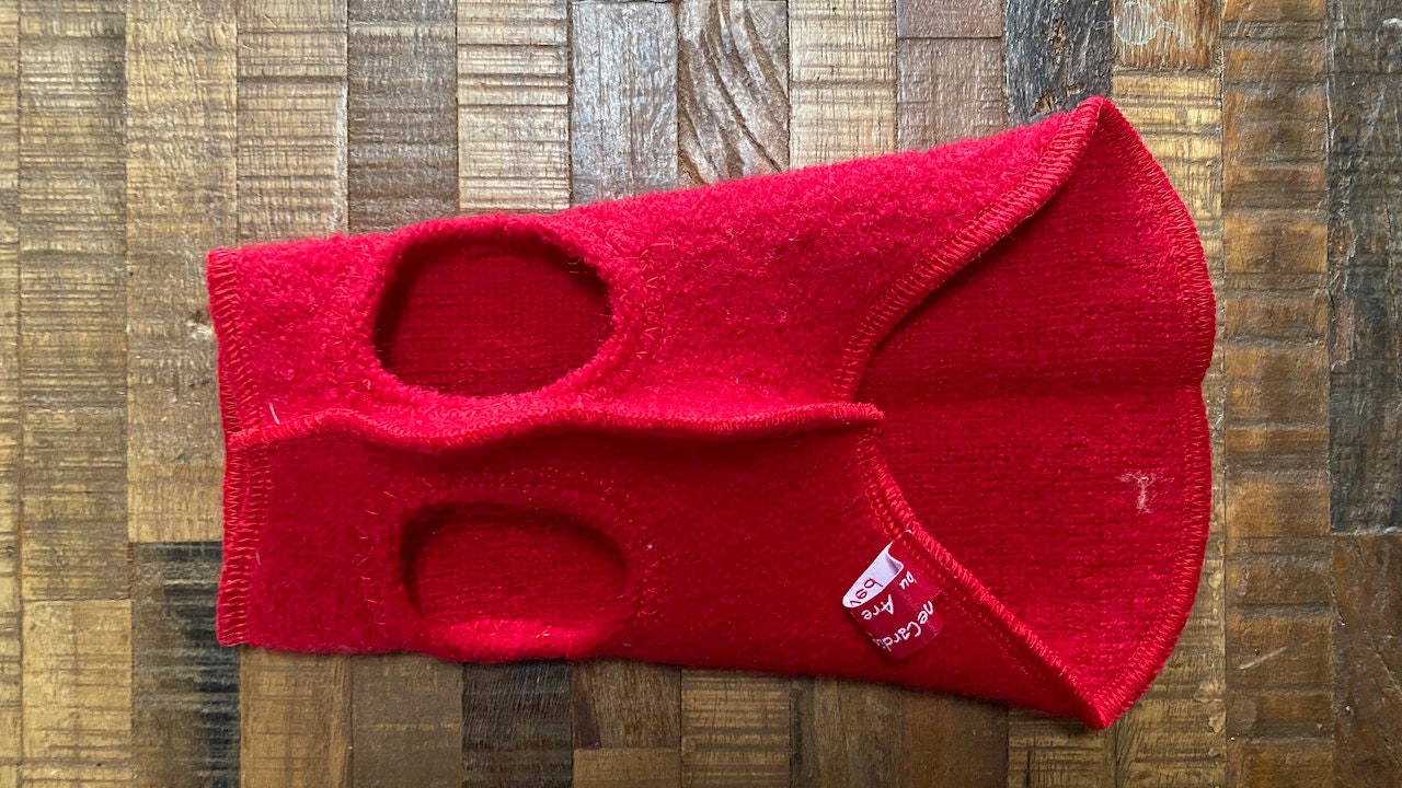 Hand Made RED Warm Wool Dog Coat, Little Dog Shirt, FITS 2-5 Pounds  Canine Cardigans