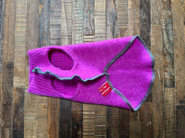 Handmade Beautiful Dog Sweater - Warm Dog Coat - FITS 2-5  Pounds - Canine Cardigans