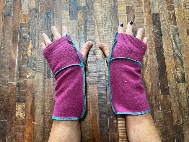 Punk Arm Warmers - Dog Walker Mittens - Writing Gloves - Peasant Gloves