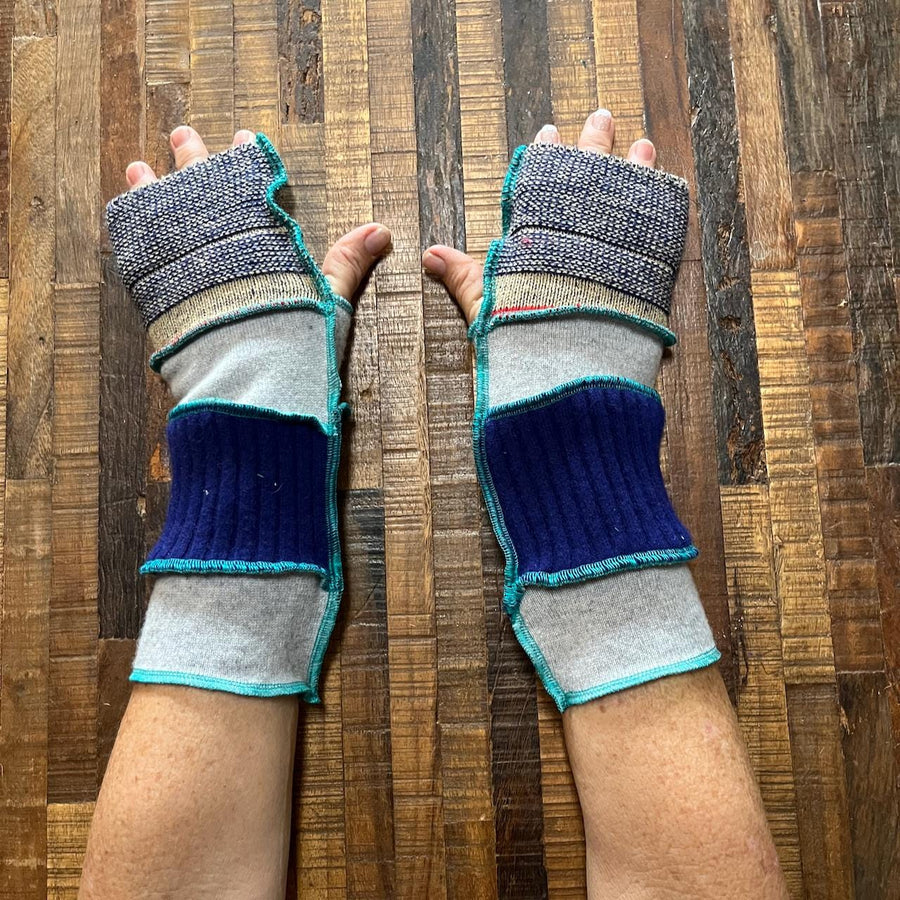 Punk Arm Warmers - Dog Walker Mittens - Writing Gloves - Peasant Gloves